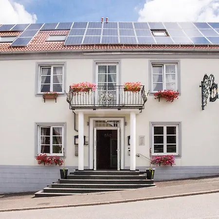 Zoe Pensjonat 3*